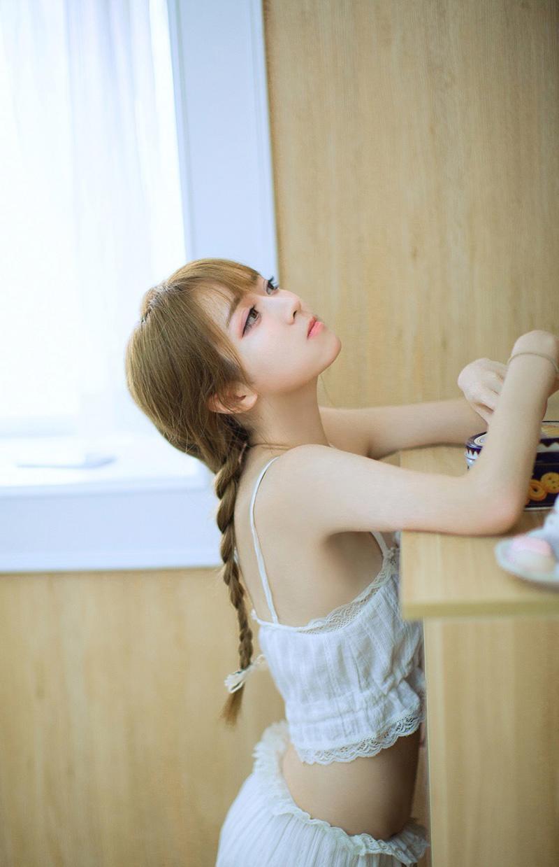 乐于助人的同学作文